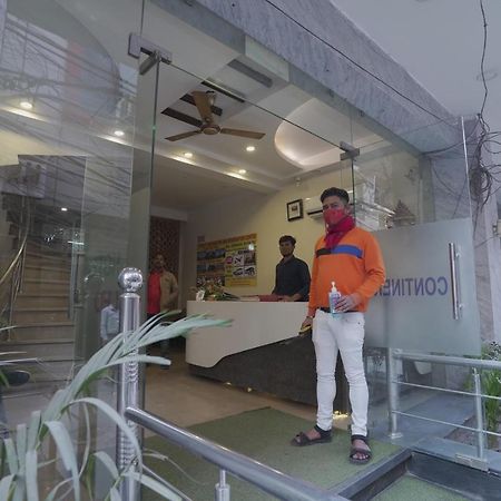 Hotel Leo Continental Yeni Delhi Dış mekan fotoğraf