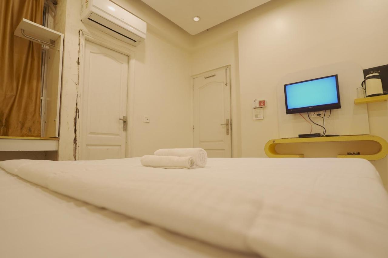 Hotel Leo Continental Yeni Delhi Dış mekan fotoğraf