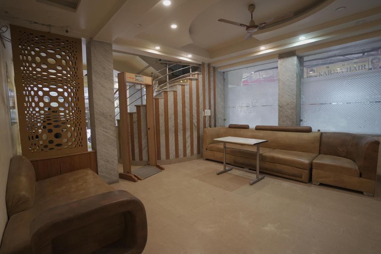 Hotel Leo Continental Yeni Delhi Dış mekan fotoğraf