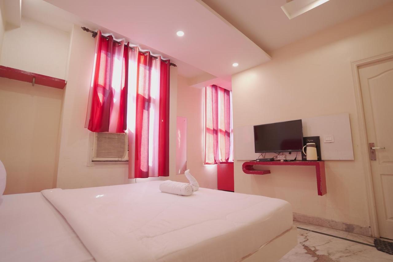 Hotel Leo Continental Yeni Delhi Dış mekan fotoğraf